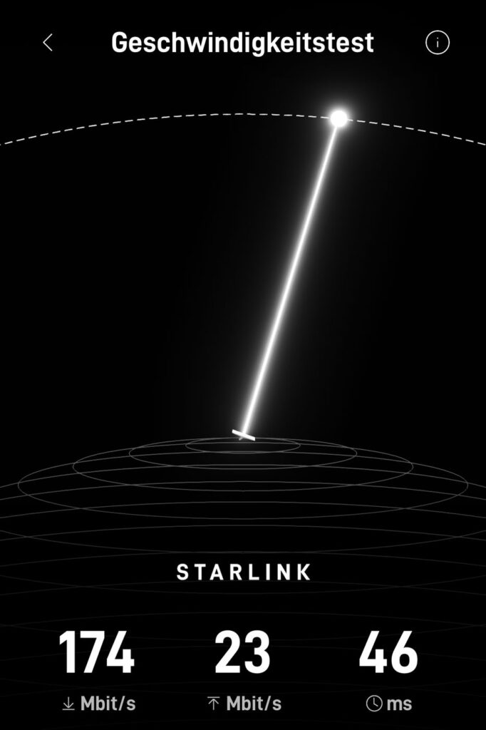 Geschwindigkeitstest der Starlink-App mit 174 Mbit im Download und 46 Millisekunden Latenz